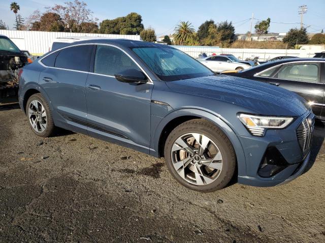 Photo 3 VIN: WA12AAGE4MB022259 - AUDI E-TRON 