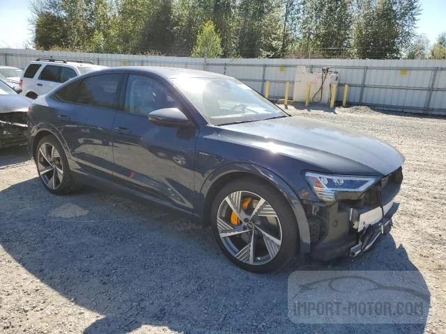 Photo 1 VIN: WA13ABGE3NB008610 - AUDI E-TRON 