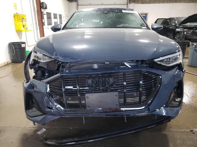 Photo 4 VIN: WA13ABGE9PB025396 - AUDI E-TRON SPO 