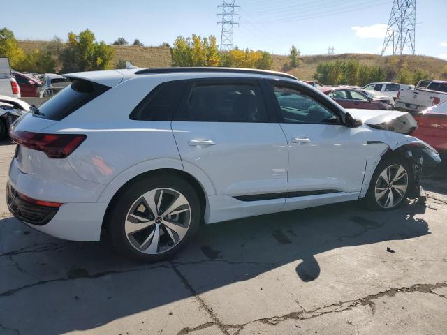 Photo 2 VIN: WA14AAGE2RB019540 - AUDI Q8 E-TRON 