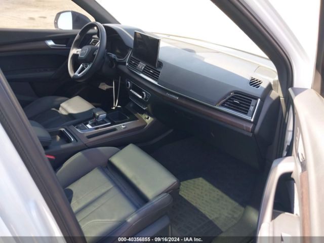 Photo 4 VIN: WA15AAFY0N2026013 - AUDI Q5 