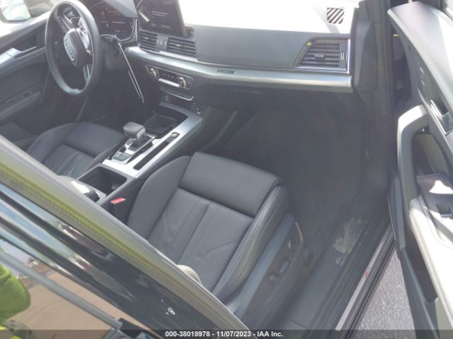 Photo 4 VIN: WA15AAFY9N2055333 - AUDI Q5 SPORTBACK 