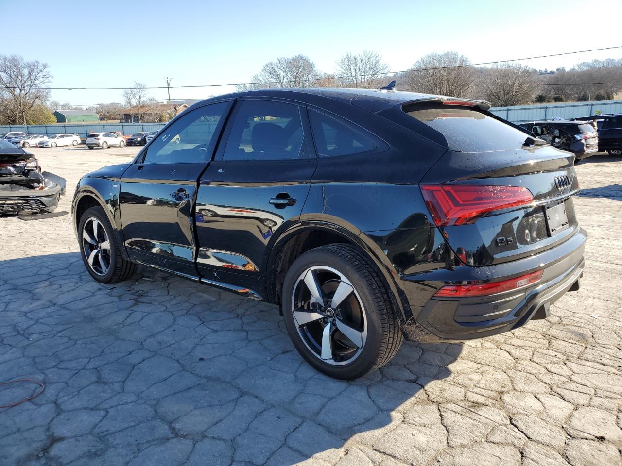 Photo 1 VIN: WA15AAFY9N2074089 - AUDI Q5 