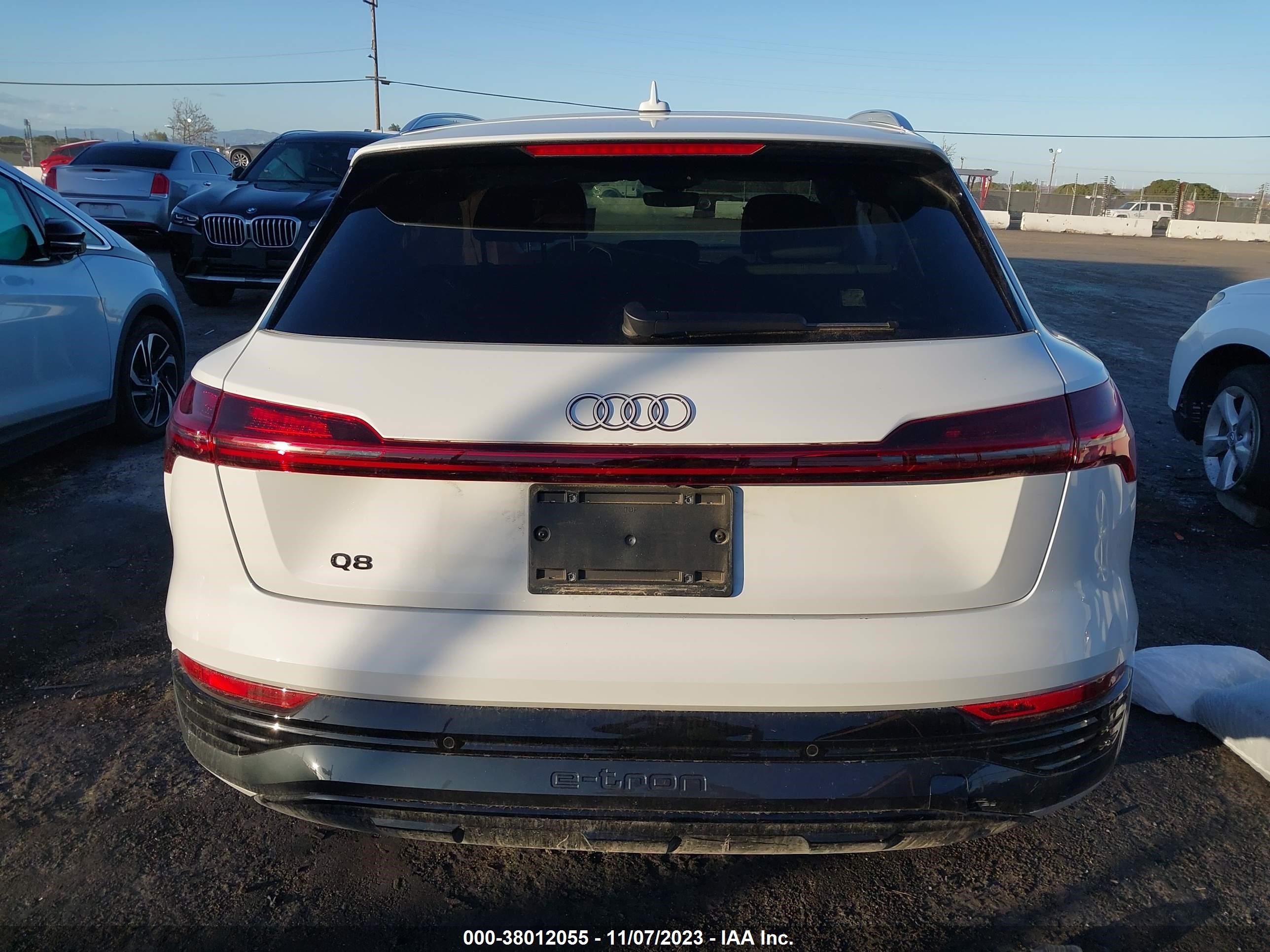 Photo 16 VIN: WA15AAGE2RB006632 - AUDI Q8 