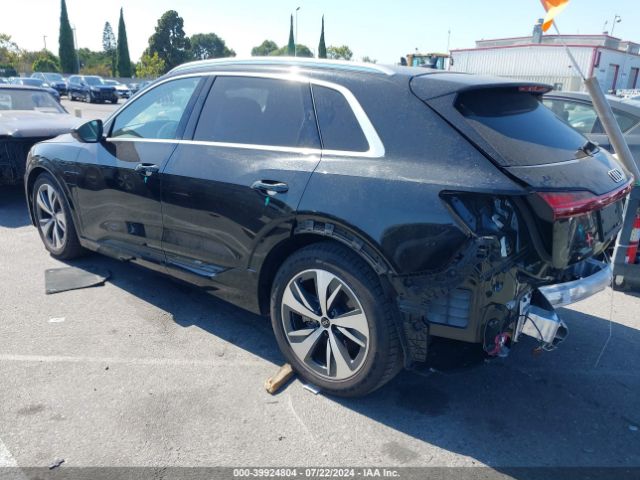 Photo 2 VIN: WA15AAGE4RB039504 - AUDI Q8 