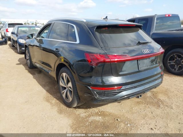 Photo 2 VIN: WA15AAGE5RB054612 - AUDI Q8 