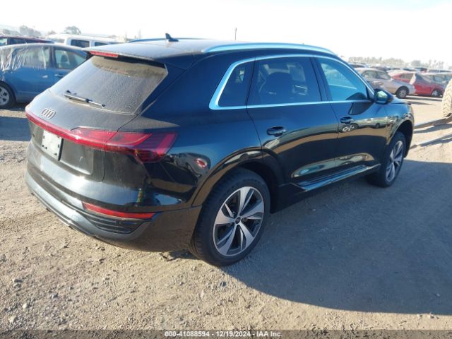 Photo 3 VIN: WA15AAGE5RB054612 - AUDI Q8 