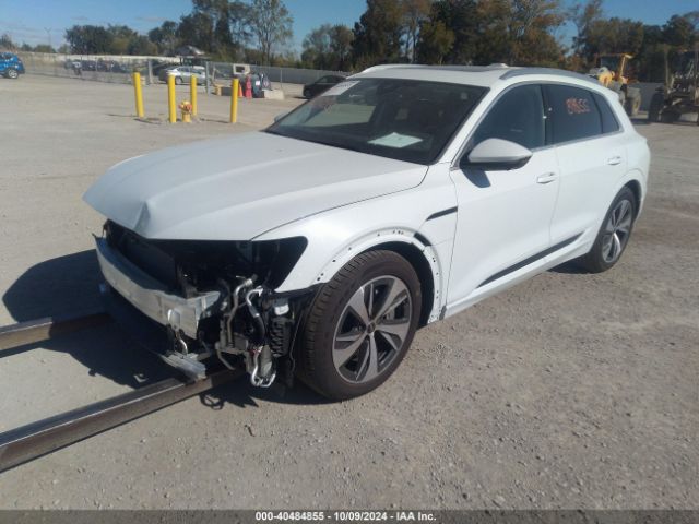 Photo 1 VIN: WA15ABGE6RB057282 - AUDI Q8 