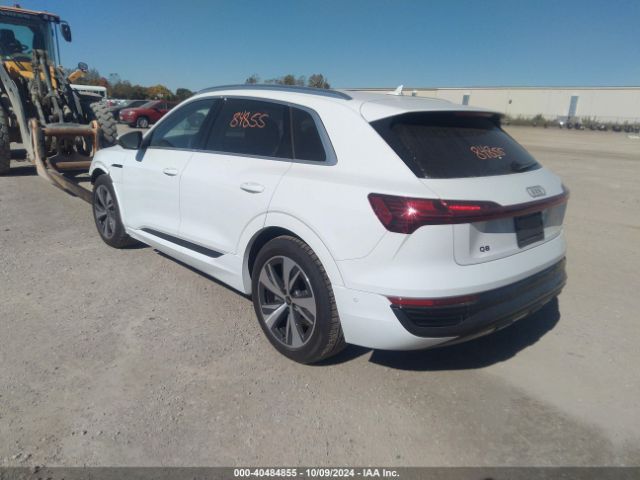 Photo 2 VIN: WA15ABGE6RB057282 - AUDI Q8 