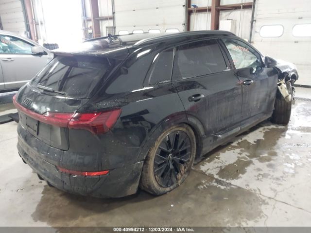 Photo 3 VIN: WA16AAGE0RB017987 - AUDI Q8 