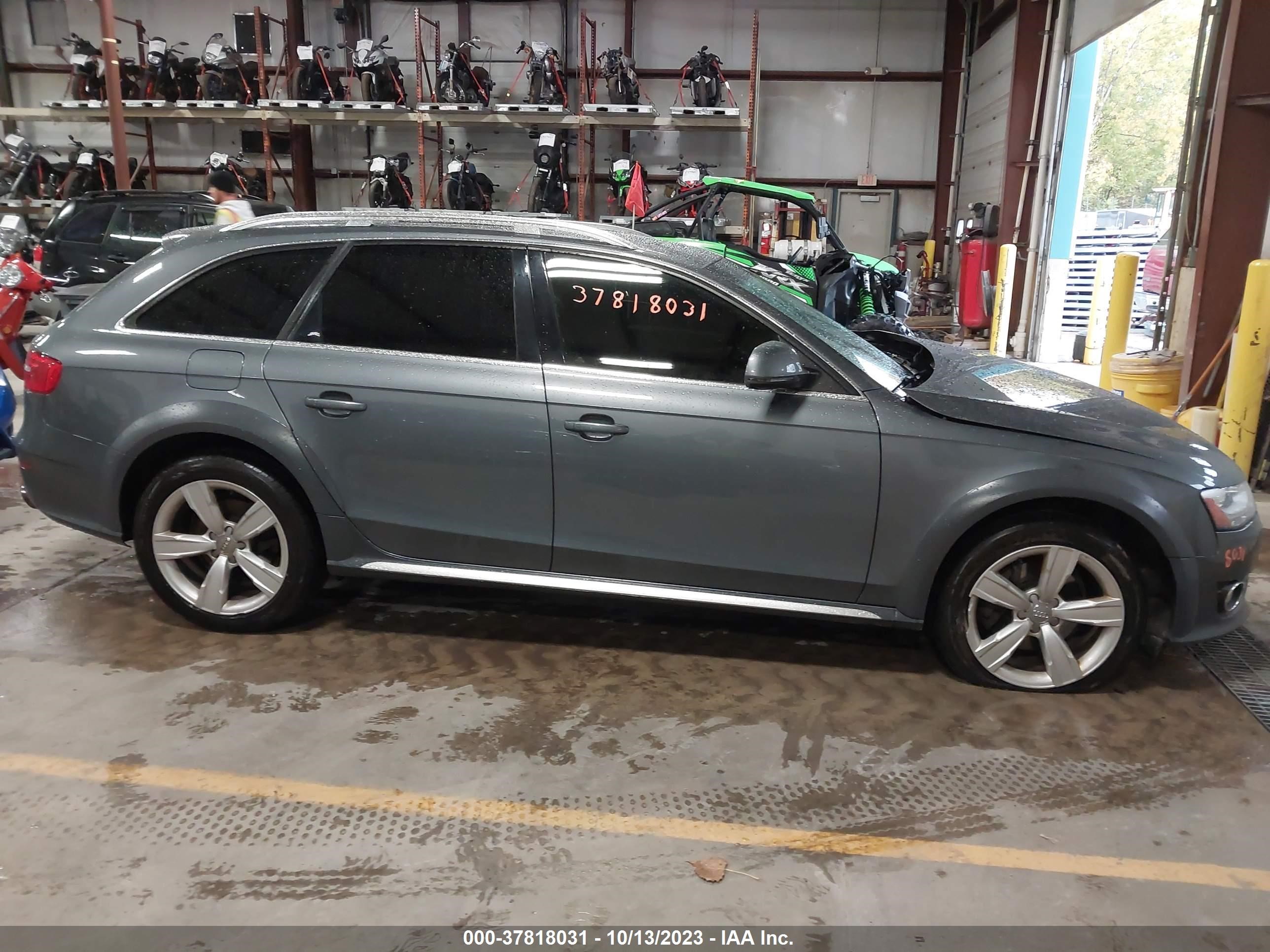 Photo 12 VIN: WA19FAFL9DA119348 - AUDI ALLROAD 