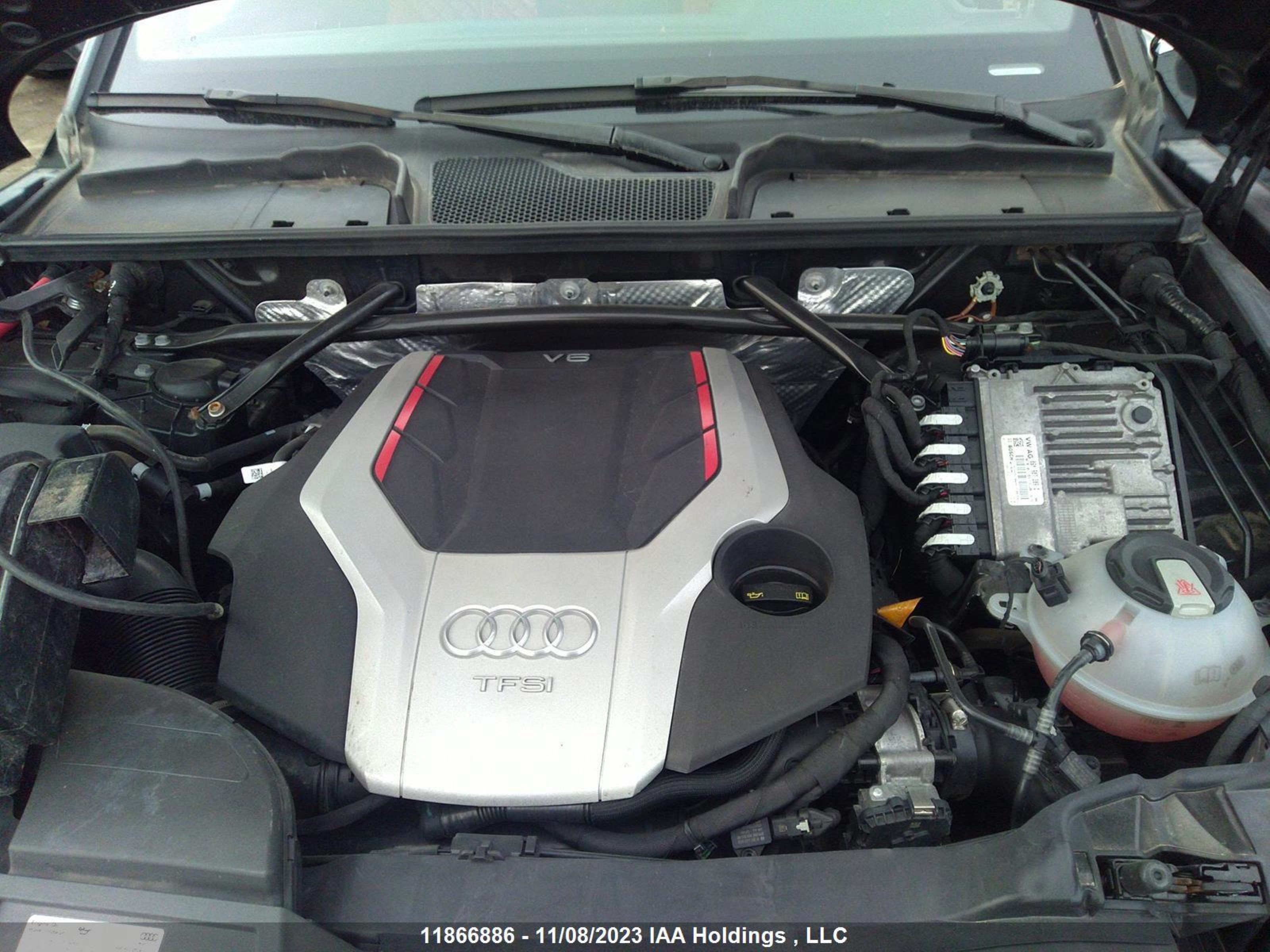 Photo 9 VIN: WA1A4AFY1J2141509 - AUDI SQ5 