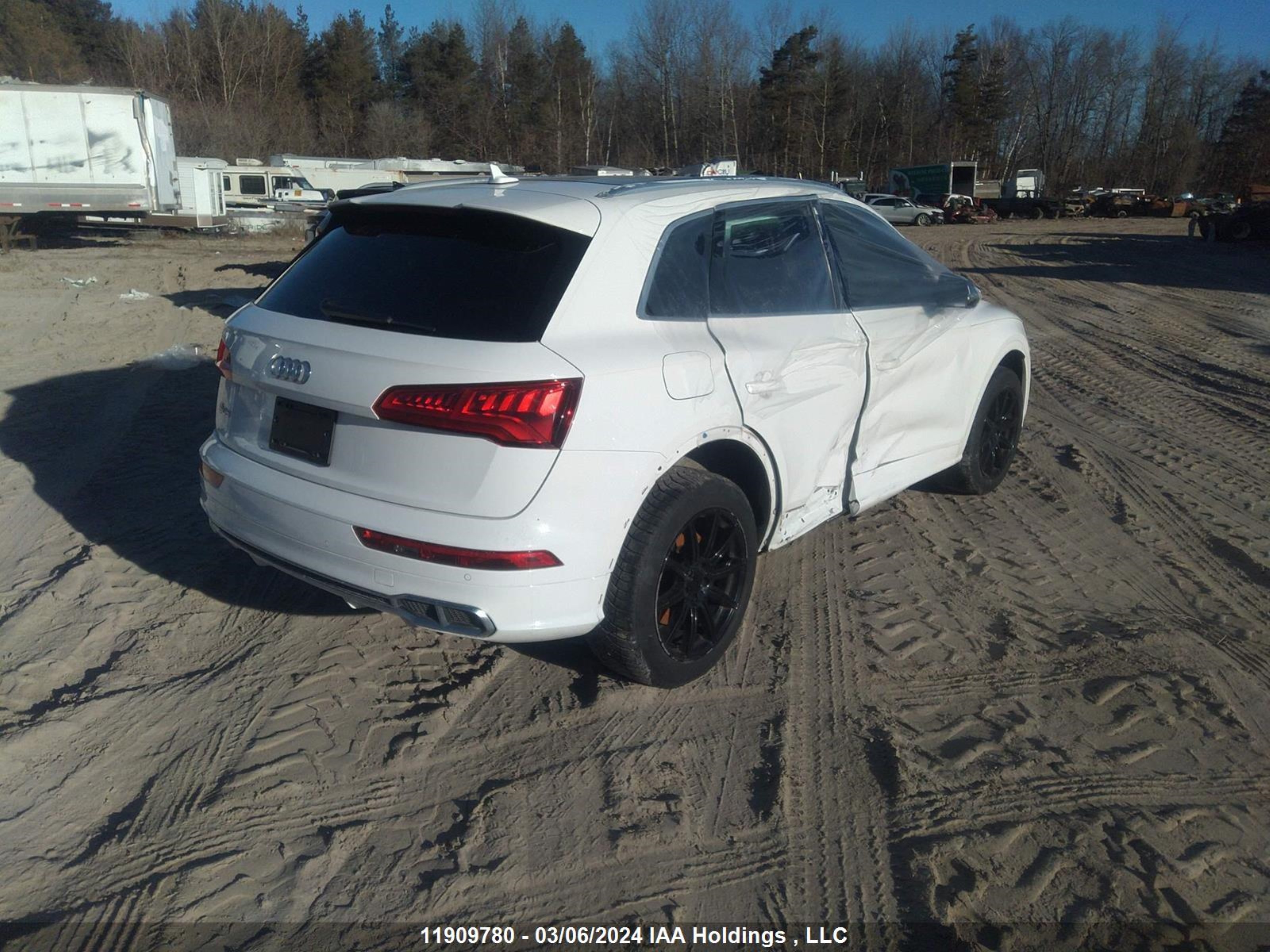 Photo 3 VIN: WA1A4AFY6K2086878 - AUDI SQ5 