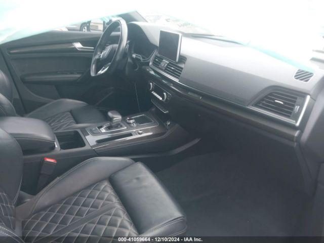 Photo 4 VIN: WA1A4AFY8J2013025 - AUDI SQ5 