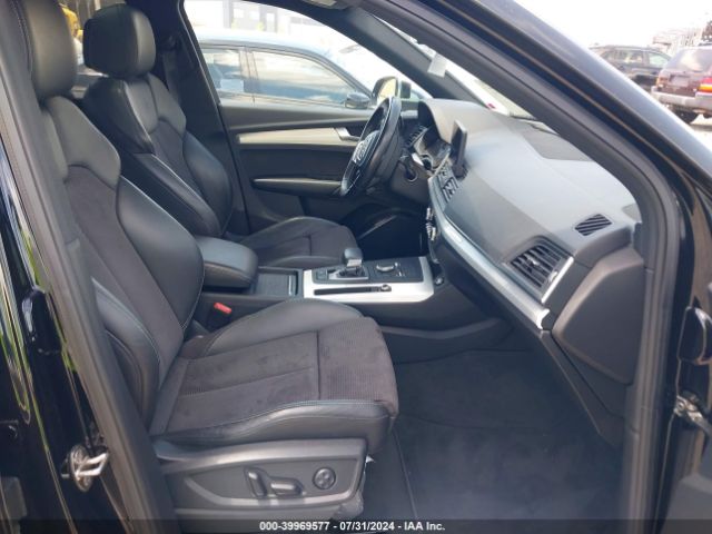 Photo 4 VIN: WA1A4AFY8L2013299 - AUDI SQ5 