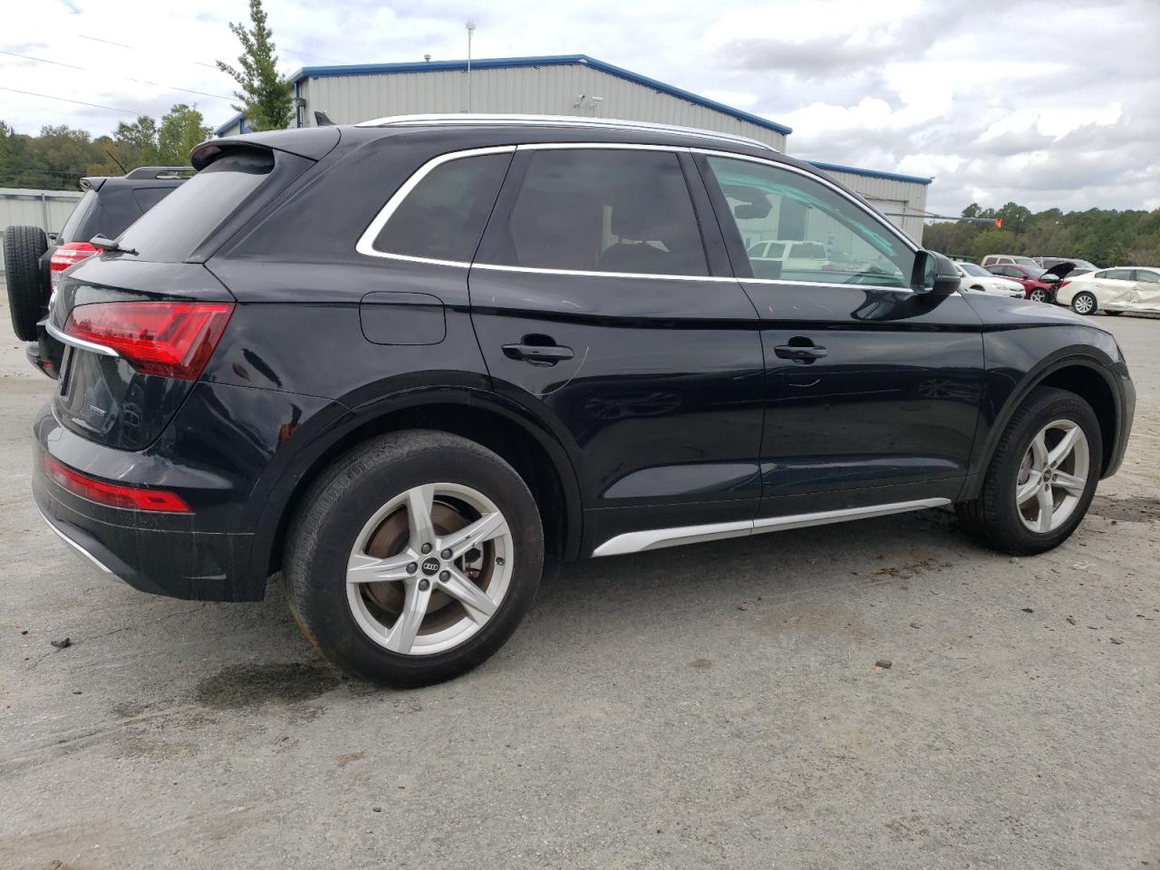 Photo 2 VIN: WA1AAAFY3M2084551 - AUDI Q5 