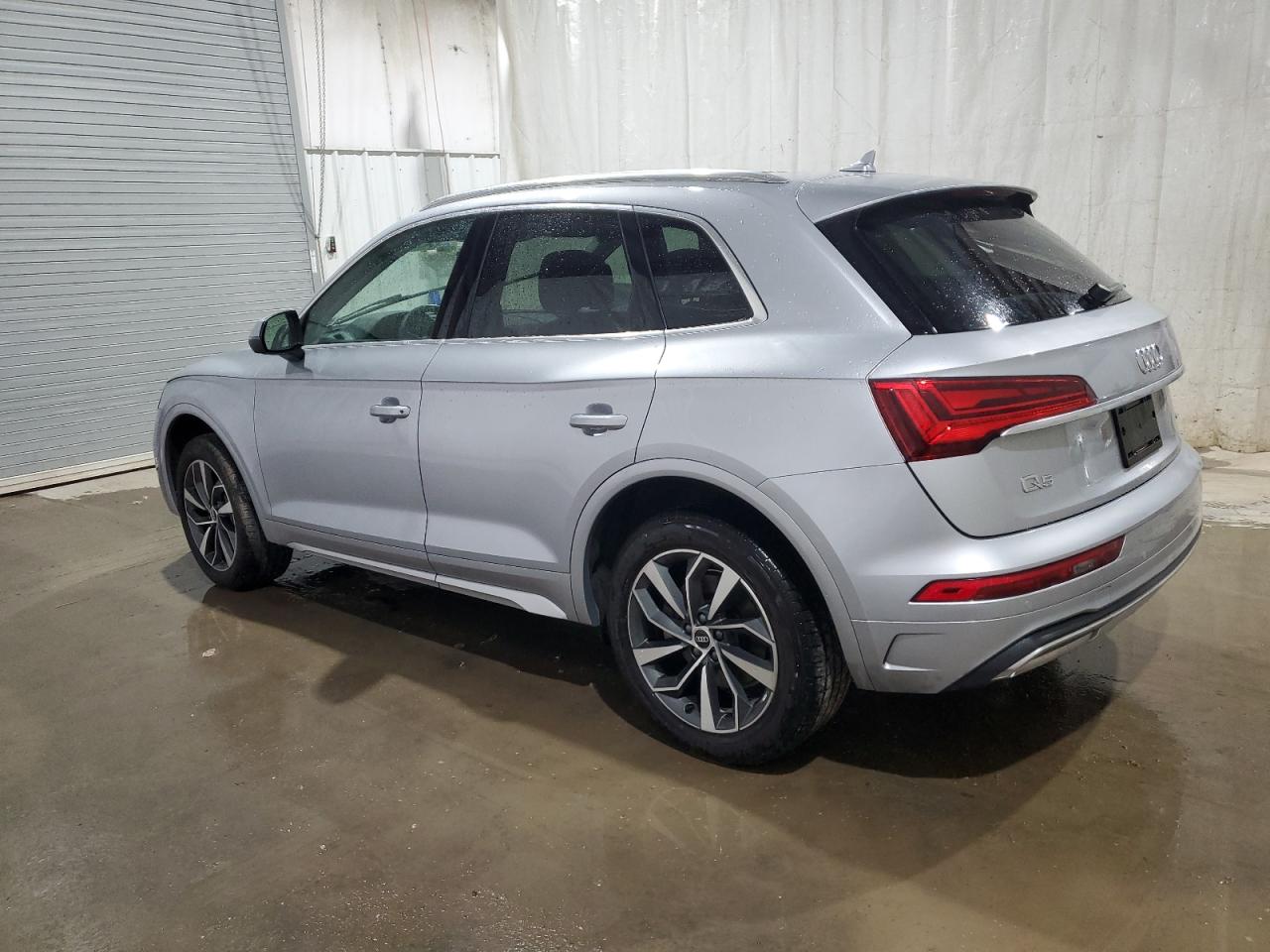 Photo 1 VIN: WA1AAAFY4M2007686 - AUDI Q5 