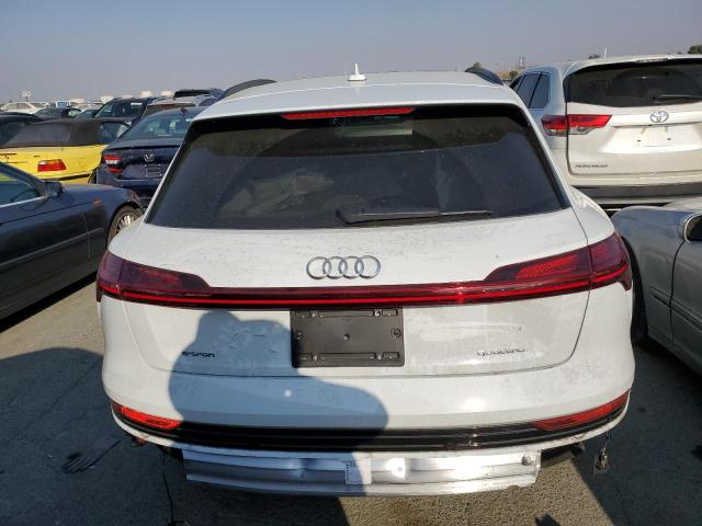 Photo 5 VIN: WA1AAAGE2NB025657 - AUDI E-TRON 