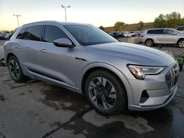 Photo 3 VIN: WA1AAAGE3NB023738 - AUDI E-TRON PRE 