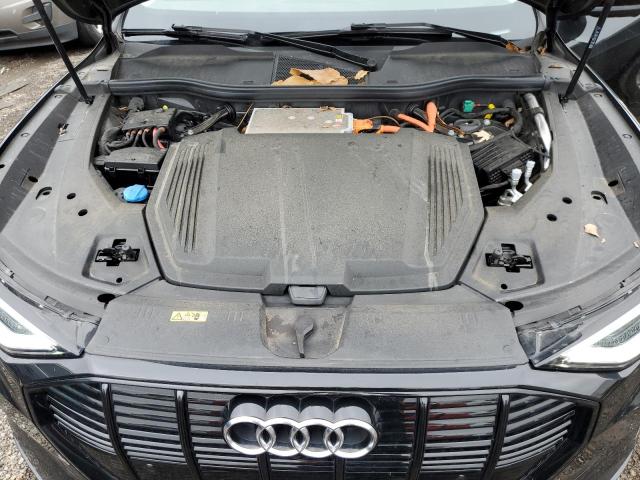 Photo 11 VIN: WA1AAAGE4NB012005 - AUDI E-TRON 