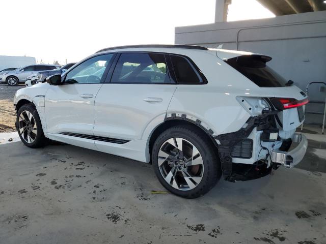 Photo 1 VIN: WA1AAAGE4PB025369 - AUDI E-TRON PRE 