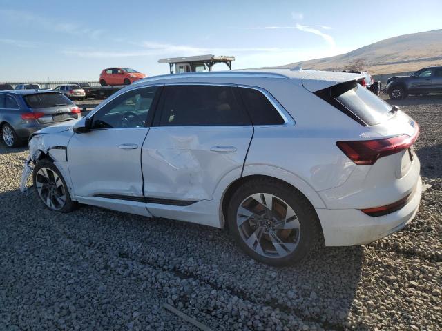 Photo 1 VIN: WA1AAAGE5MB014781 - AUDI E-TRON 