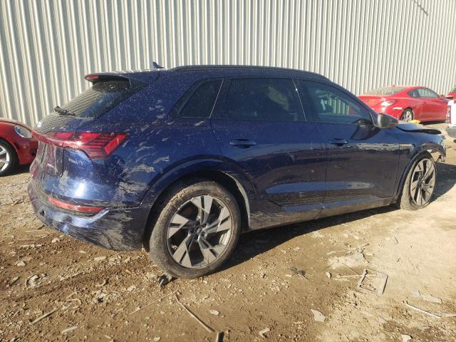 Photo 2 VIN: WA1AAAGE9MB018459 - AUDI E-TRON 