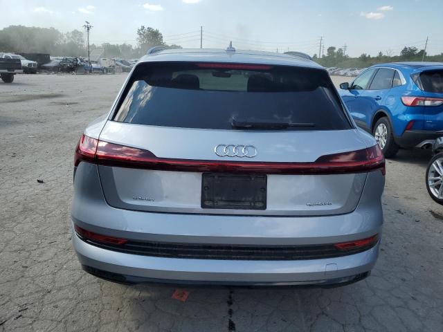 Photo 5 VIN: WA1AAAGE9NB046702 - AUDI E-TRON PRE 