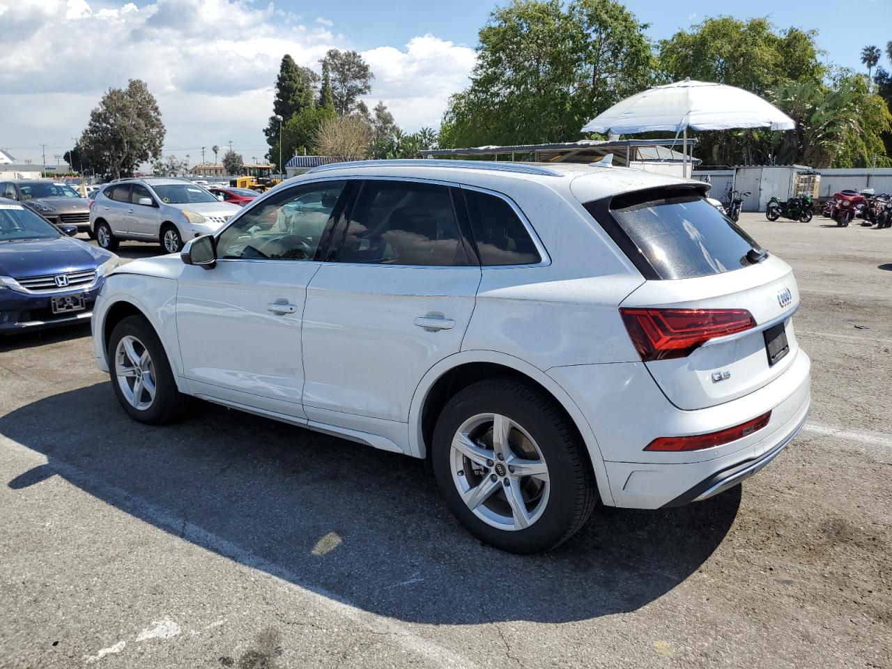 Photo 1 VIN: WA1ABAFY1N2124432 - AUDI Q5 