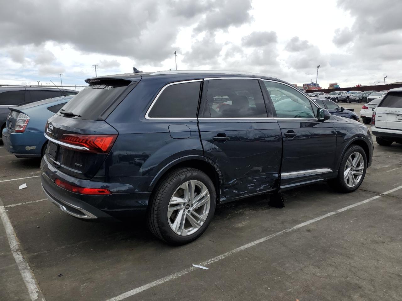 Photo 2 VIN: WA1ACBF70PD017762 - AUDI Q7 