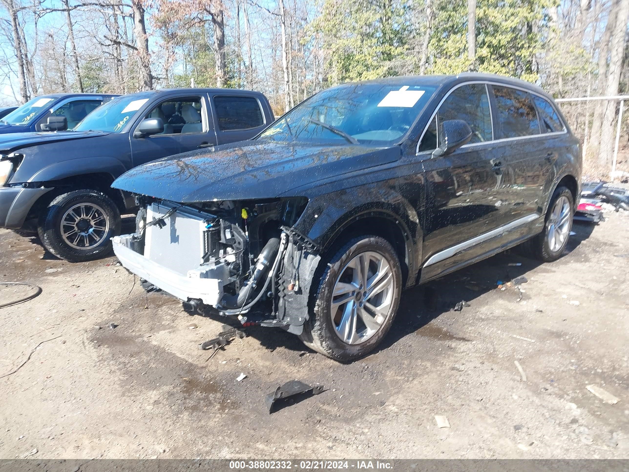 Photo 1 VIN: WA1ACBF76RD002945 - AUDI Q7 