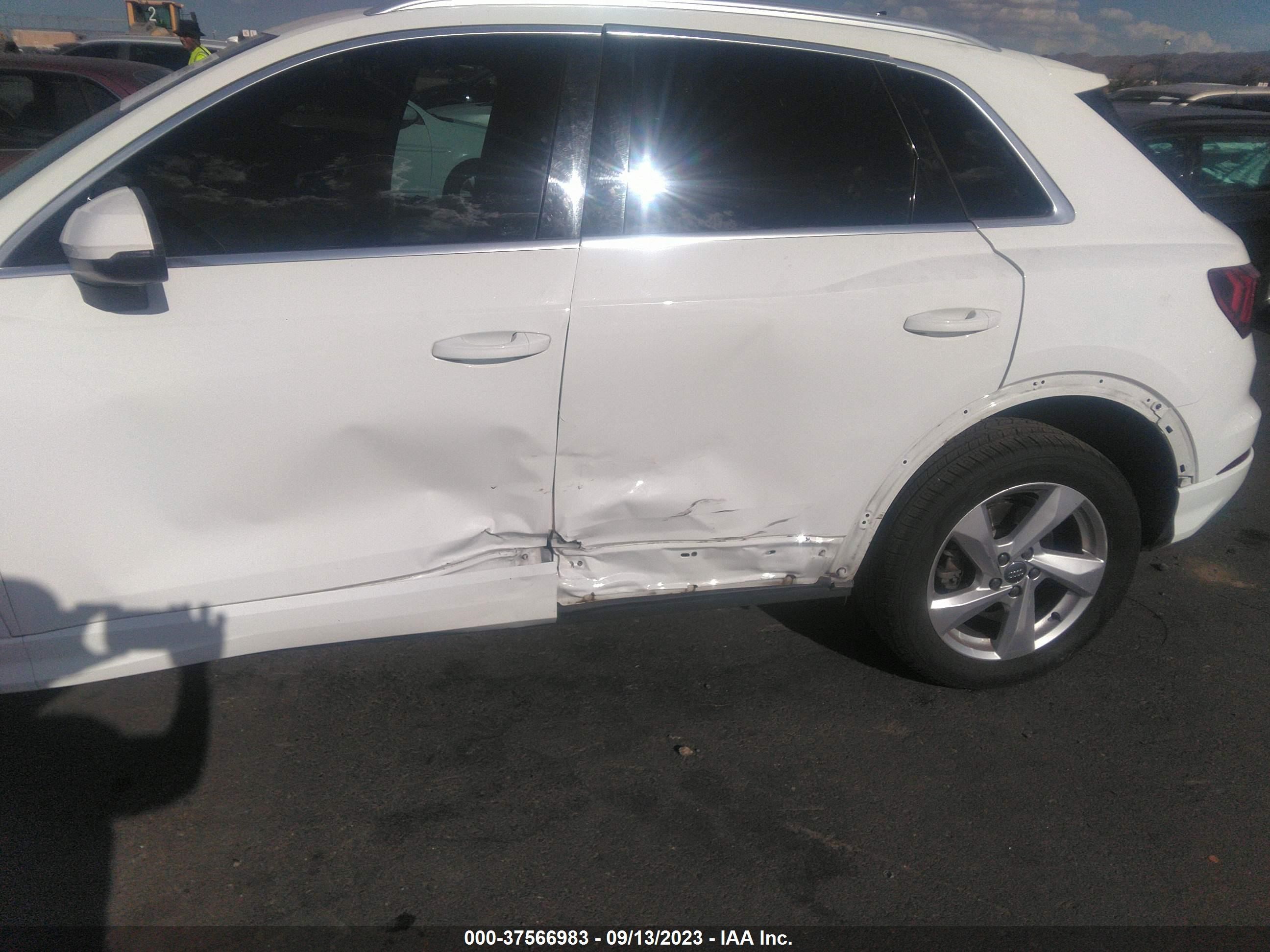 Photo 5 VIN: WA1AECF30K1079220 - AUDI Q3 