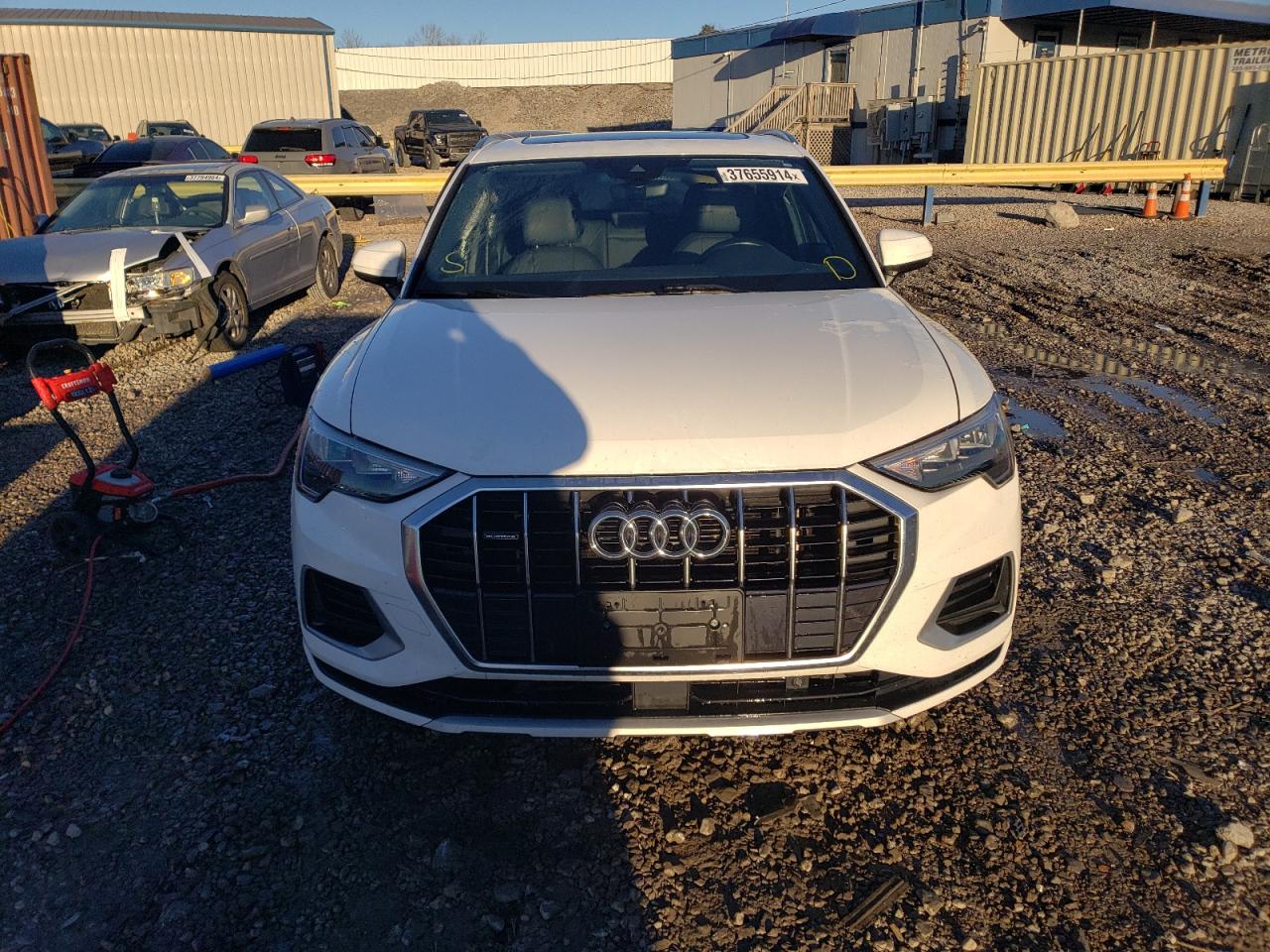 Photo 4 VIN: WA1AECF30L1037566 - AUDI Q3 