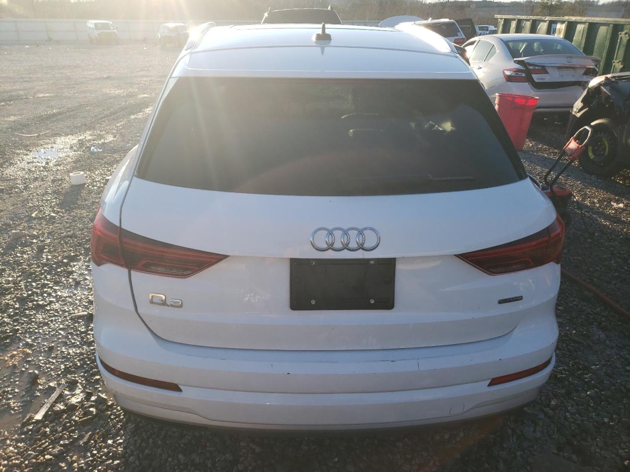 Photo 5 VIN: WA1AECF30L1037566 - AUDI Q3 