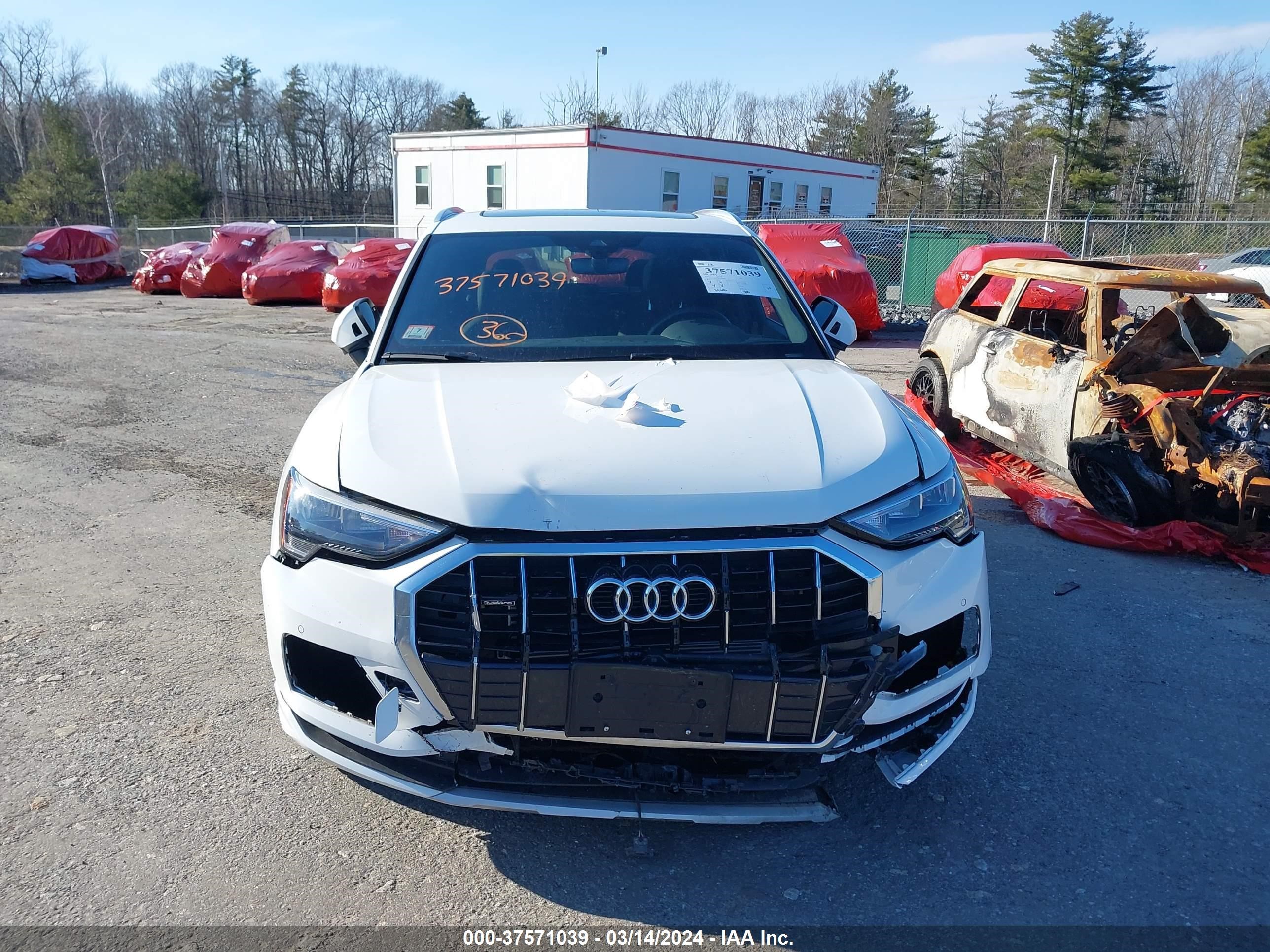 Photo 11 VIN: WA1AECF30L1075816 - AUDI Q3 