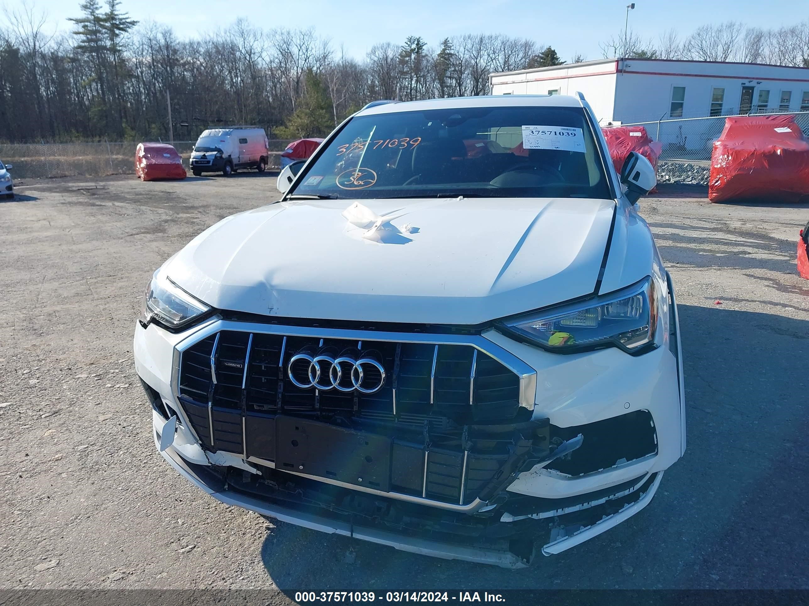 Photo 5 VIN: WA1AECF30L1075816 - AUDI Q3 