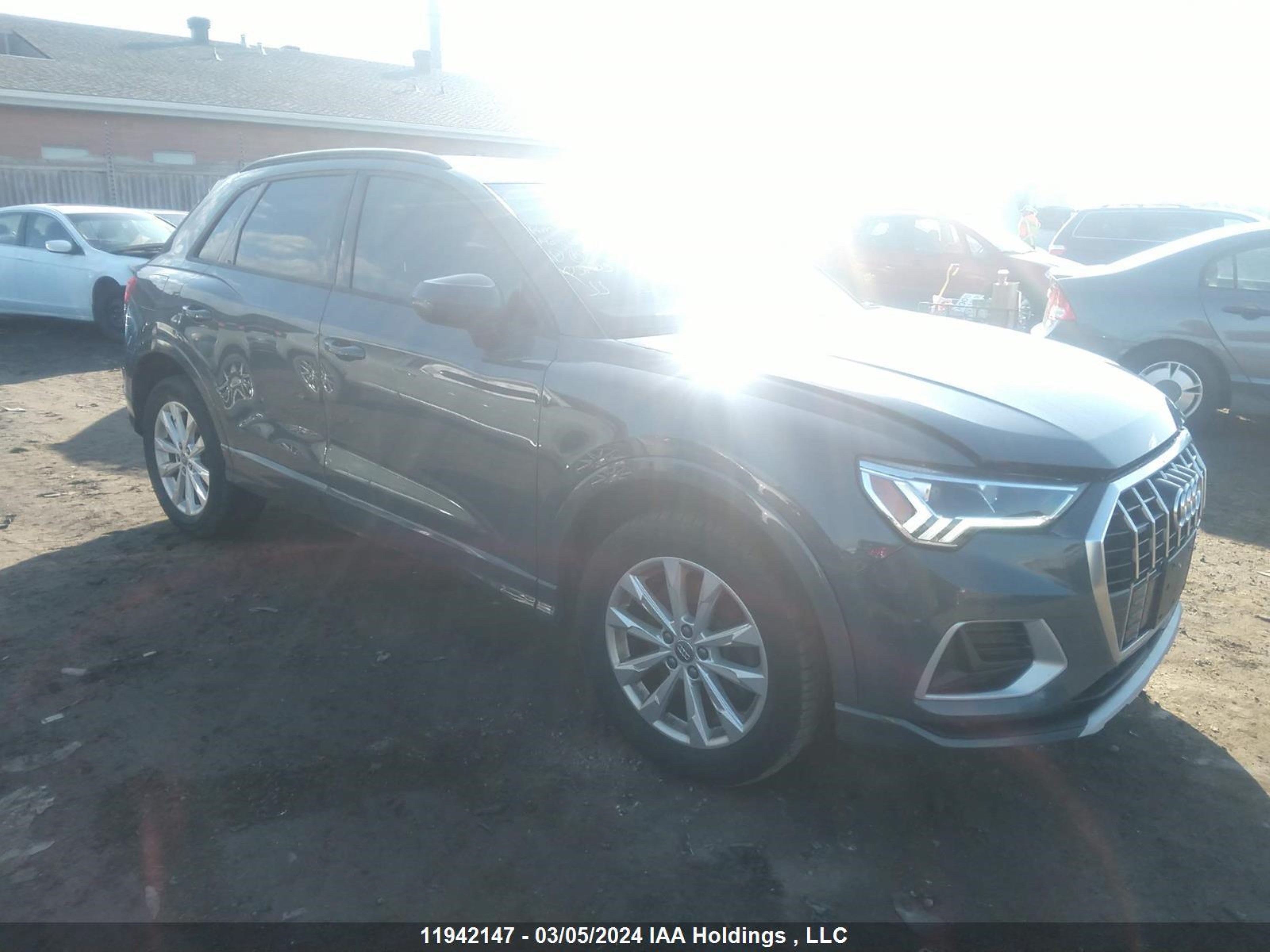 Photo 0 VIN: WA1AECF31L1058958 - AUDI Q3 