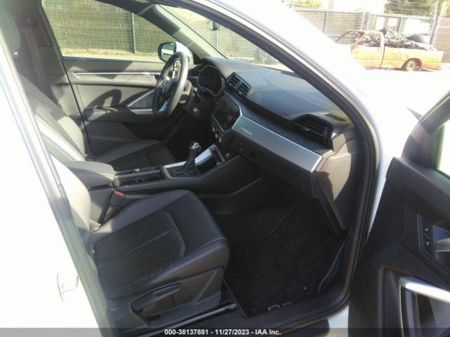 Photo 4 VIN: WA1AECF37L1038424 - AUDI Q3 