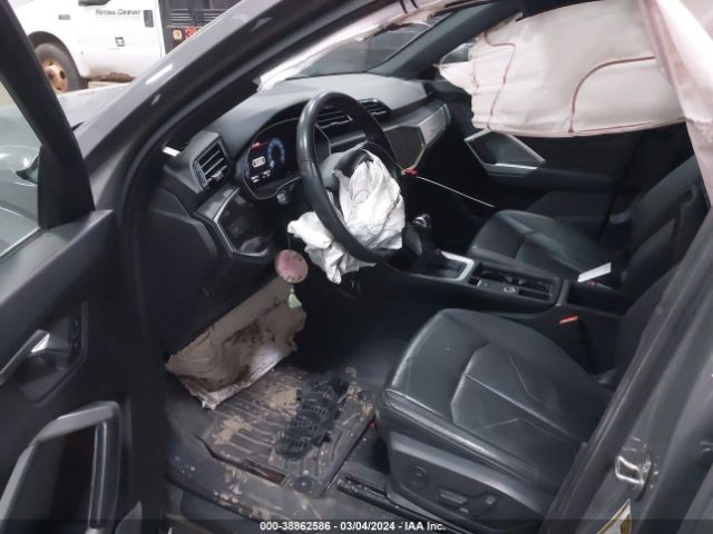 Photo 4 VIN: WA1AECF38L1061131 - AUDI Q3 