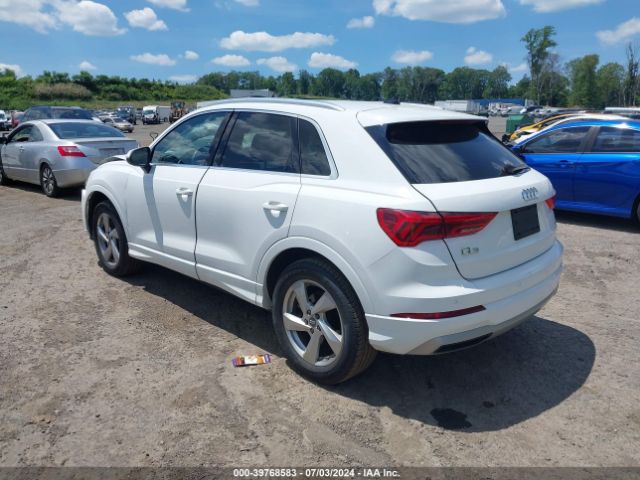 Photo 2 VIN: WA1AECF39L1010852 - AUDI Q3 