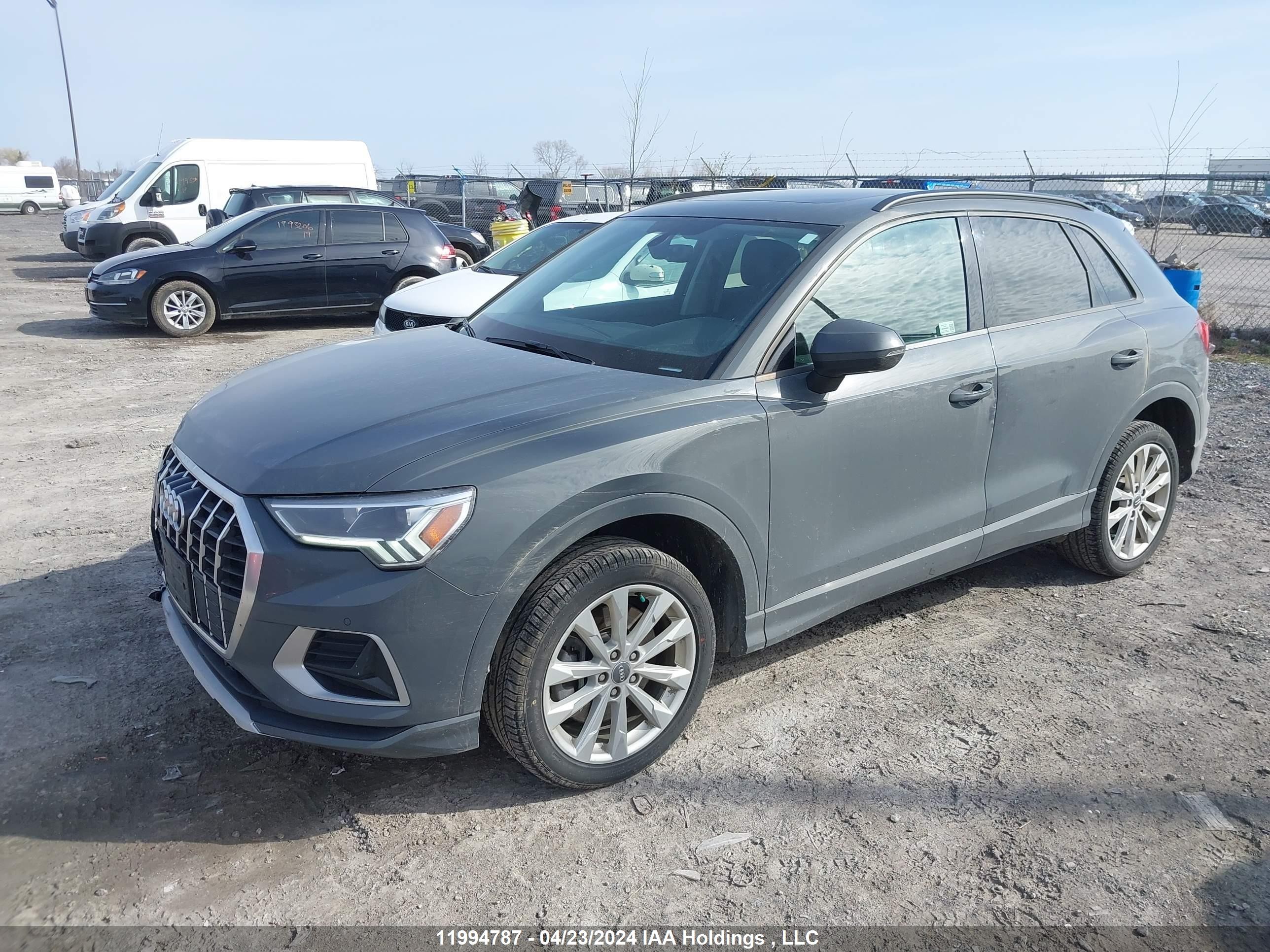 Photo 1 VIN: WA1AECF39L1098155 - AUDI Q3 