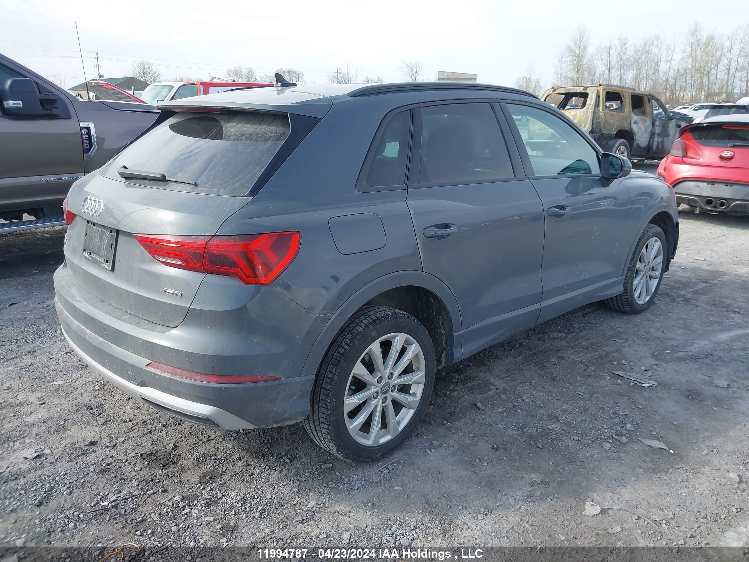 Photo 3 VIN: WA1AECF39L1098155 - AUDI Q3 