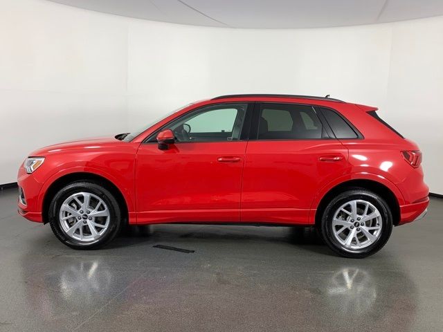 Photo 3 VIN: WA1AECF39M1020315 - AUDI Q3 