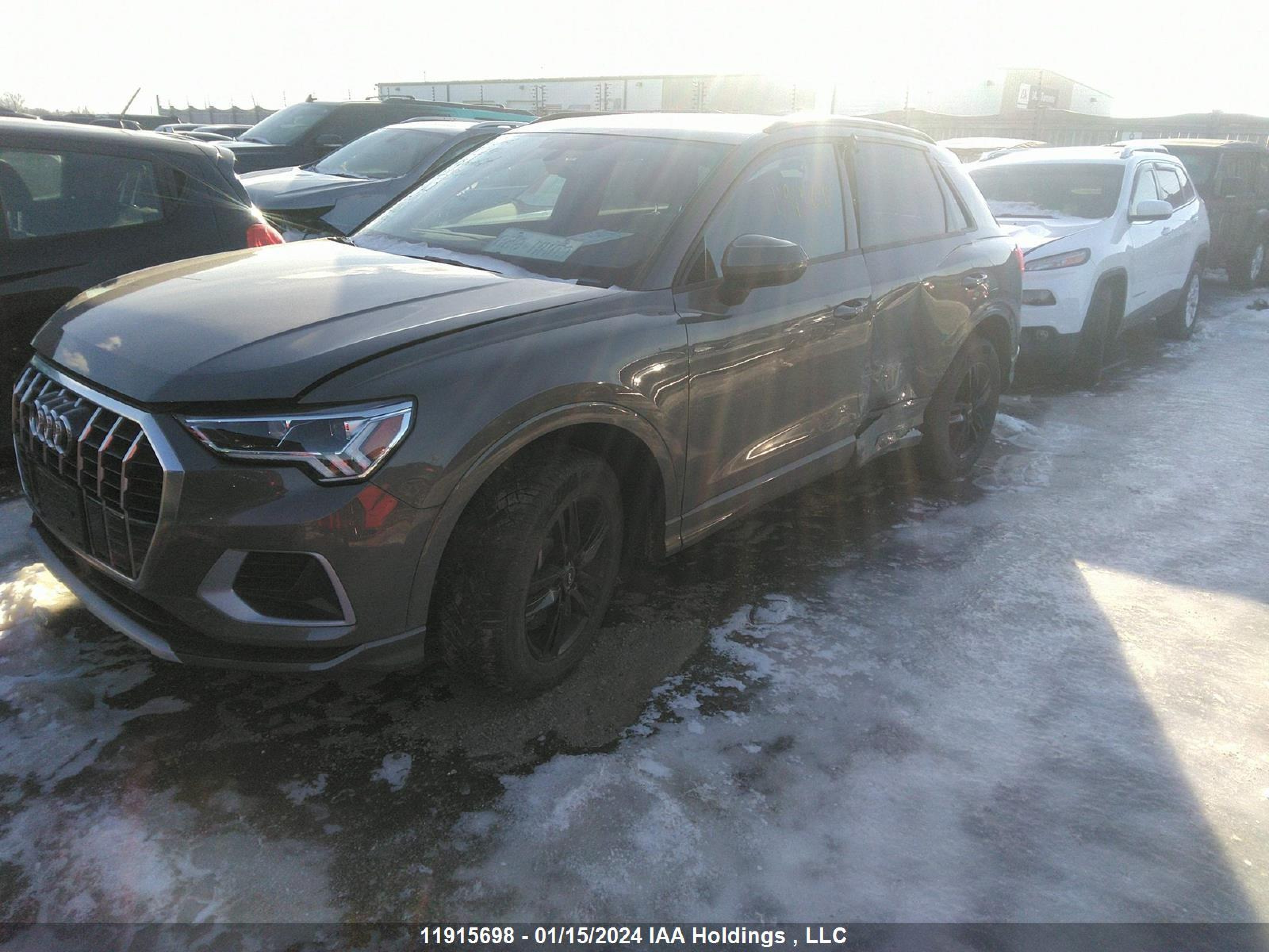 Photo 1 VIN: WA1AECF39M1023344 - AUDI Q3 