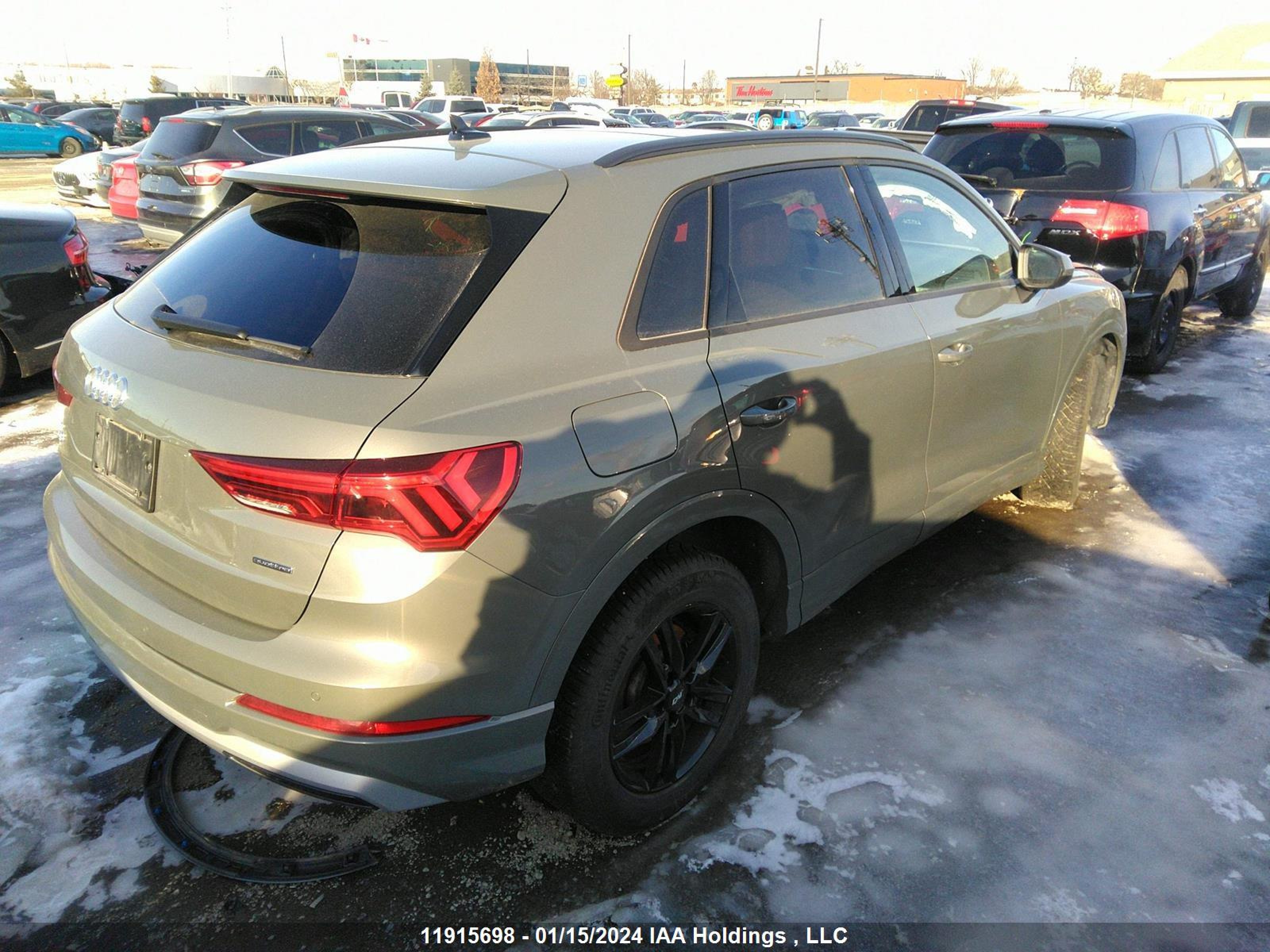 Photo 3 VIN: WA1AECF39M1023344 - AUDI Q3 