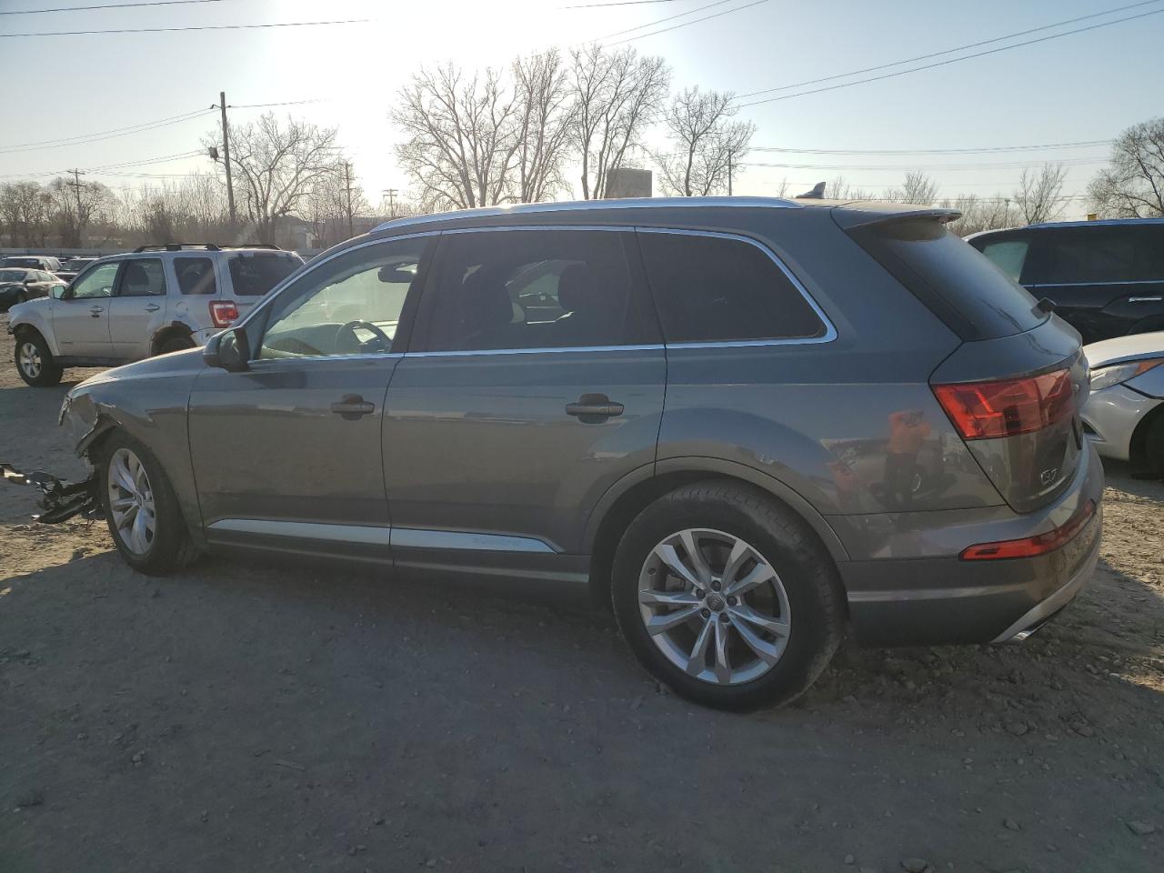 Photo 1 VIN: WA1AHAF73HD055385 - AUDI Q7 