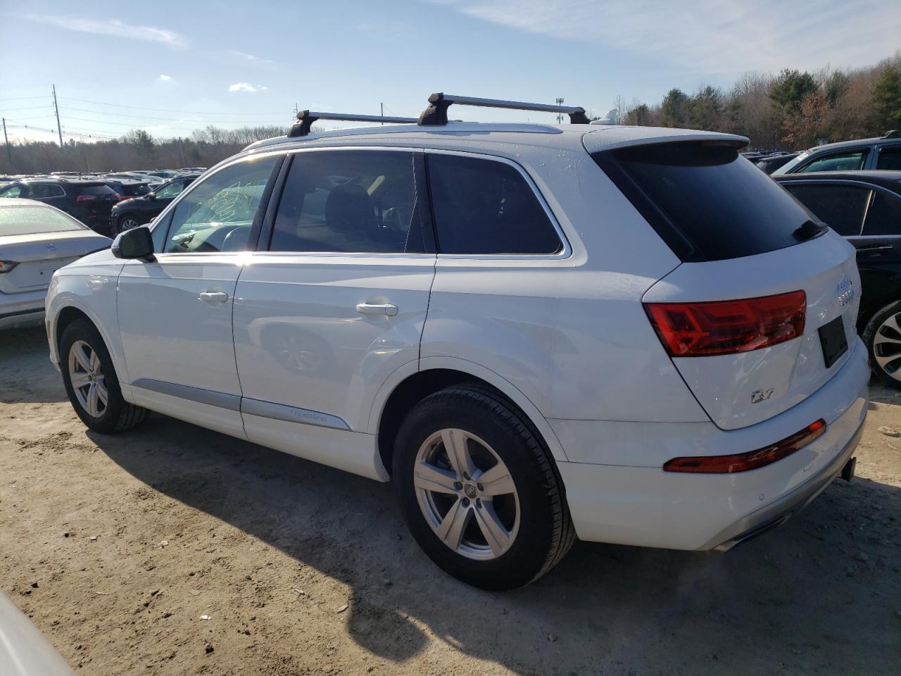 Photo 1 VIN: WA1AHAF73KD035502 - AUDI Q7 