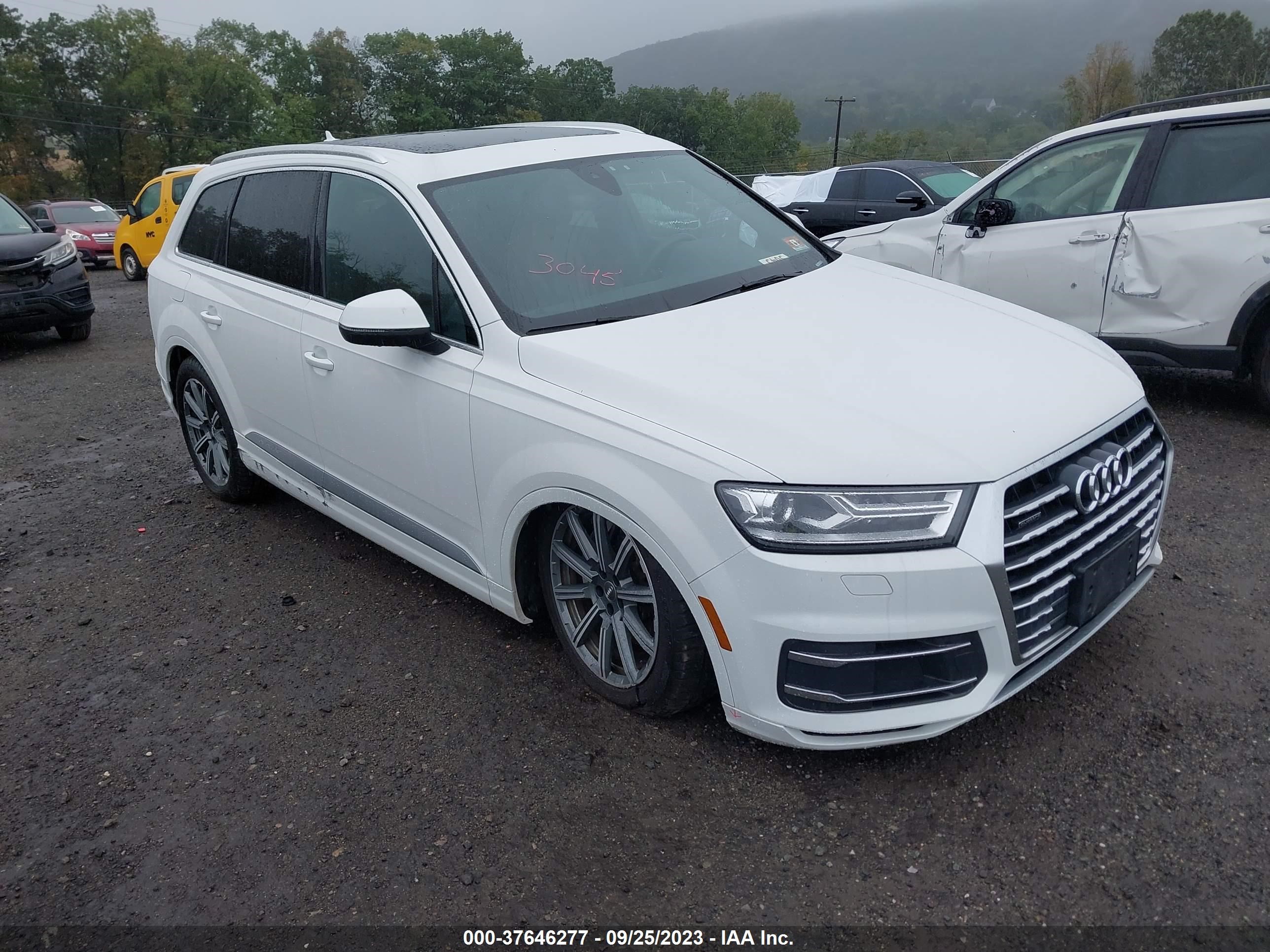 Photo 5 VIN: WA1AHAF7XHD058235 - AUDI Q7 