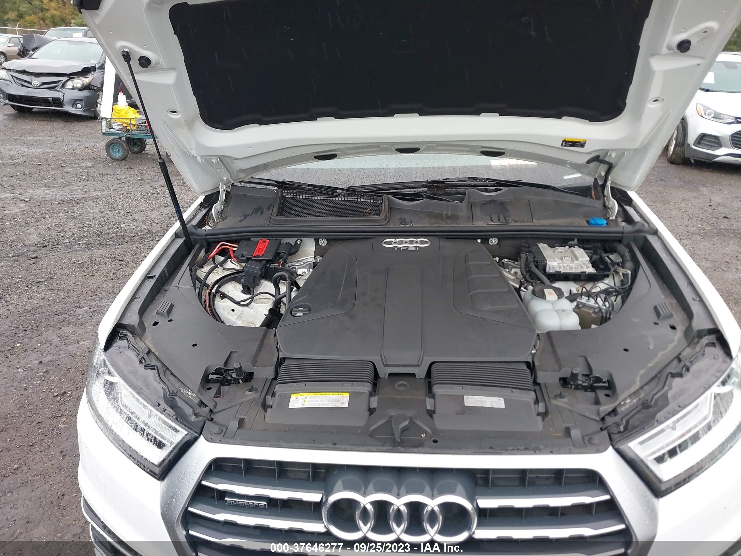 Photo 9 VIN: WA1AHAF7XHD058235 - AUDI Q7 