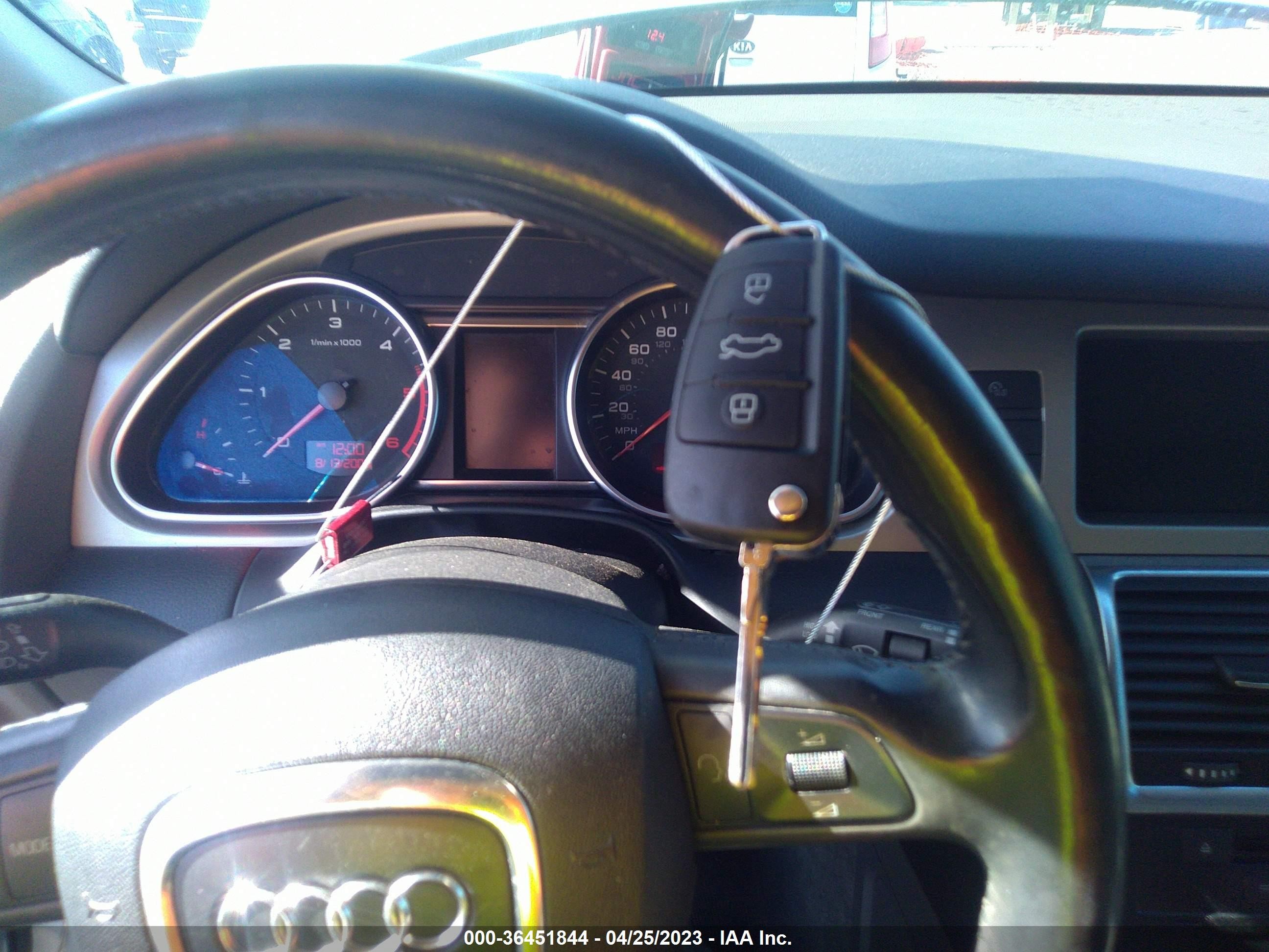 Photo 10 VIN: WA1AM94L79D035622 - AUDI Q7 